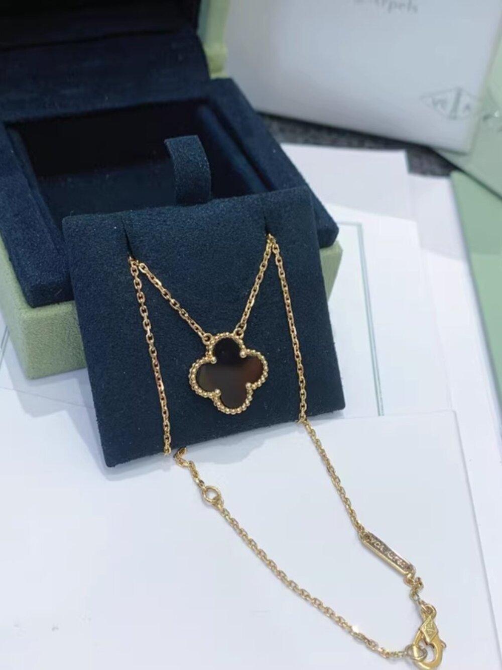 Van Cleef & Arpels Fashion Necklace